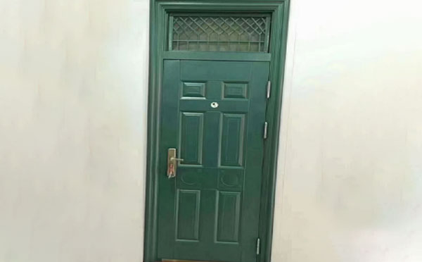 新城学校教室门