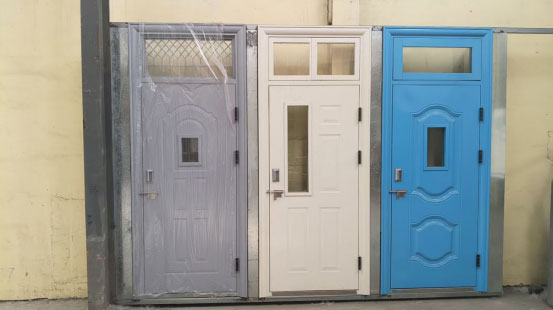 新城学校教室门