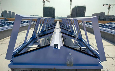 新城排烟窗的设置要求