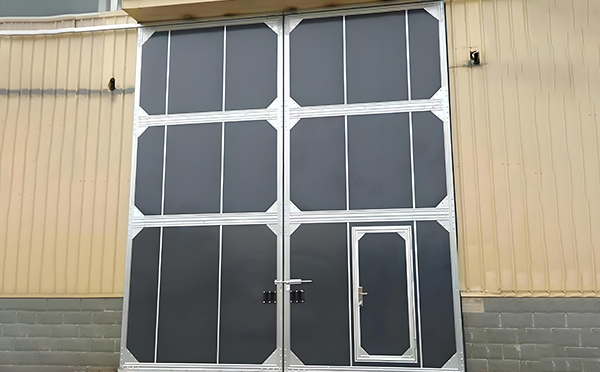 厂房新城工业门选择与维护全解析：提升效率与安全的关键要素