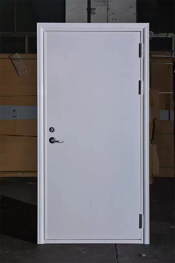 社区活动中心加装新城防火门保障居民安全